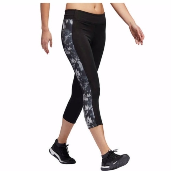 LAST ONE!! New Adidas Climalite Cropped Leggings Size Small - Picture 1 of 14